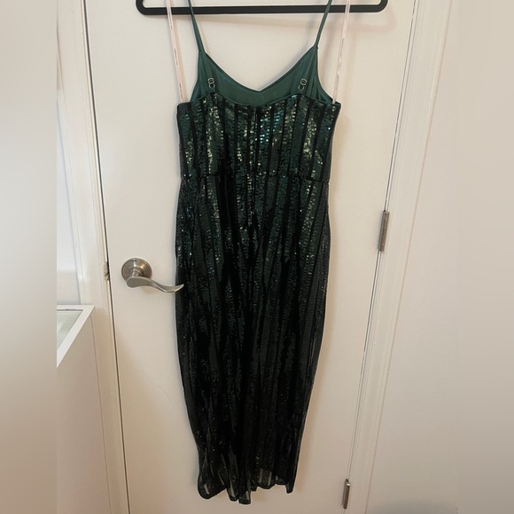 NWT, Nanette Lepore, Emerald Green, sequin cocktail dress, size 4 - Picture 4 of 6